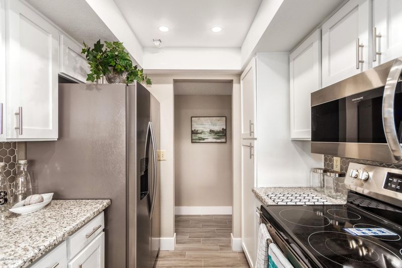 13015 S 42nd St, Phoenix, AZ 85044