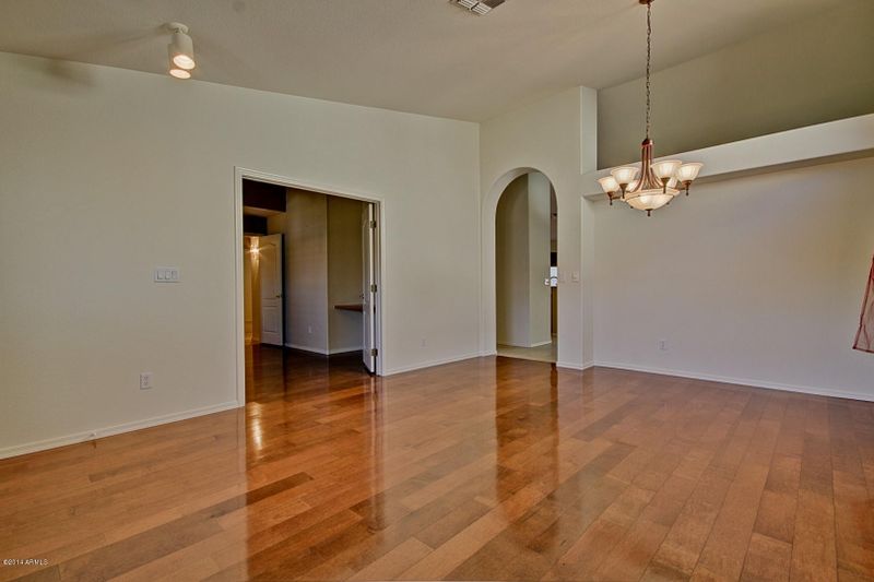 13016 N 58th Dr, Glendale, AZ 85304