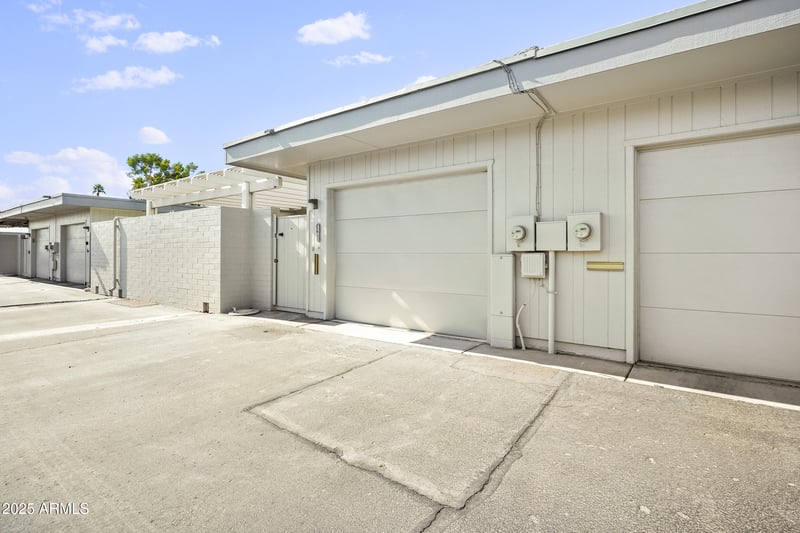 13018 99th Dr, Sun City, AZ 85351