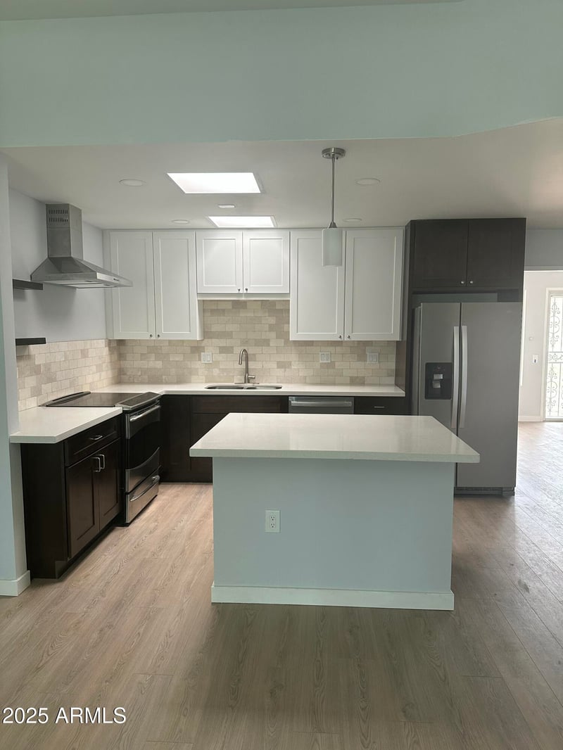 13018 N 99th Dr, Sun City, AZ 85351