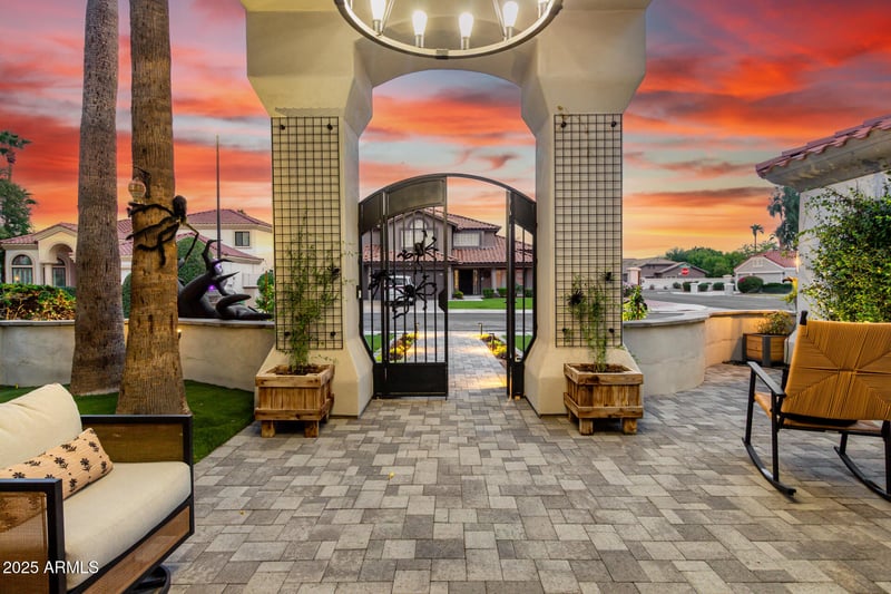 1302 Mission Cove Ln, Gilbert, AZ 85234
