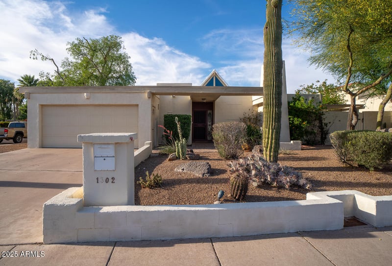 1302 Nicolet Ave, Phoenix, AZ 85020