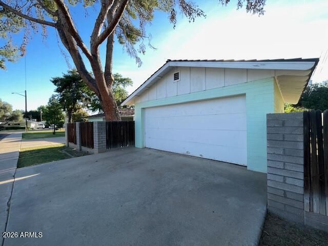 1302 W Hayward Ave, Phoenix, AZ 85021