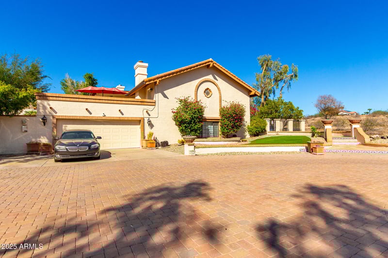 13022 Solano Dr, Litchfield Park, AZ 85340