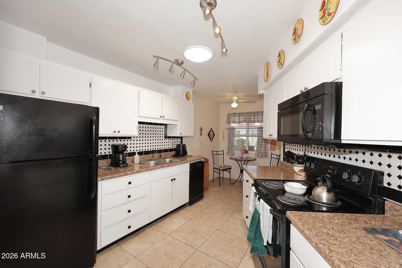 13027 111th Ave, Sun City, AZ 85351