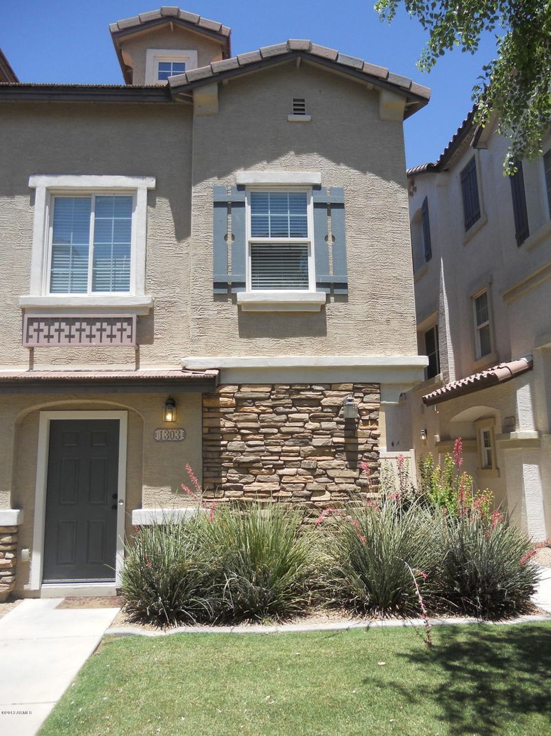 1303 S Owl Dr, Gilbert, AZ 85296