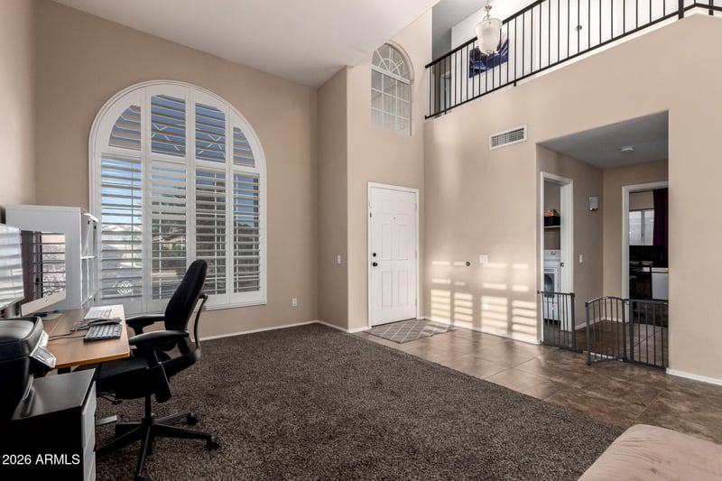1303 W Kesler Ln, Chandler, AZ 85224