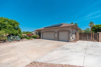 13034 Krall Ct, Glendale, AZ 85307