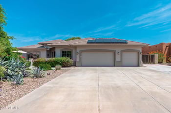13034 Krall Ct, Glendale, AZ 85307