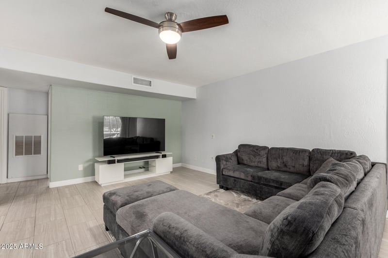 13035 34th St #6, Phoenix, AZ 85032