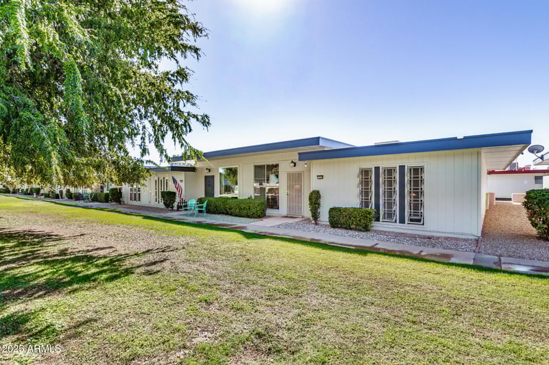 13039 100th Dr, Sun City, AZ 85351