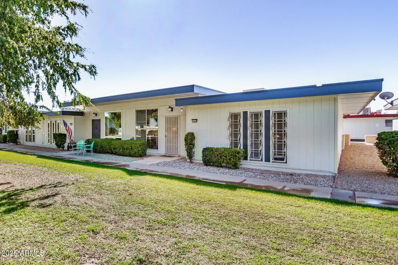 13039 100th Dr, Sun City, AZ 85351