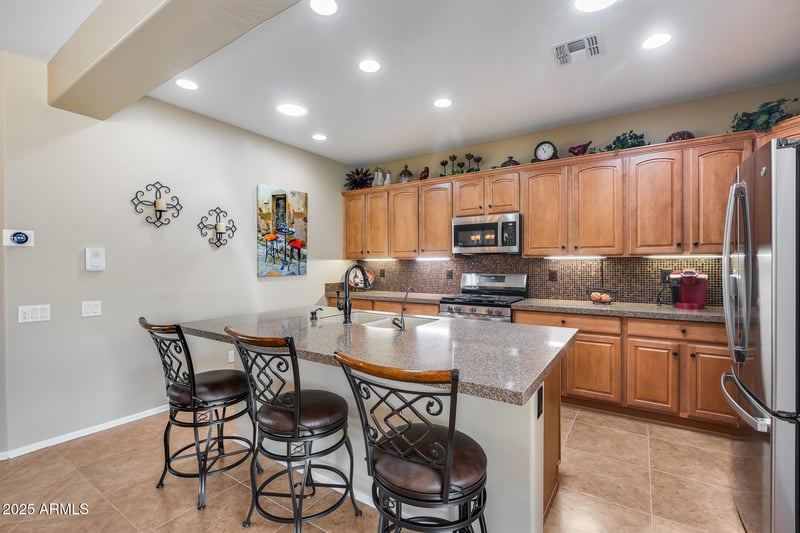 13039 Junipero Dr, Sun City West, AZ 85375