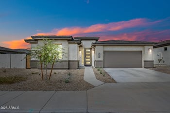 1304 Desert Hills Dr, Queen Creek, AZ 85140