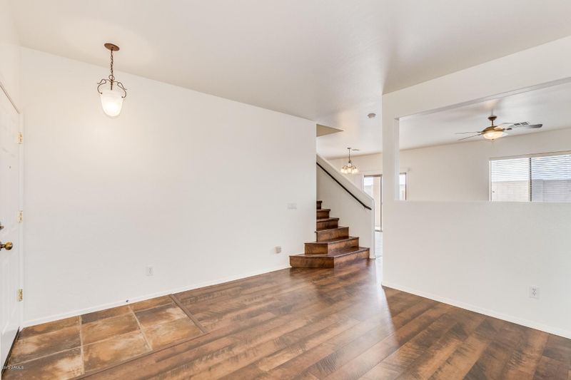 1304 E Dunbar Dr, Phoenix, AZ 85042