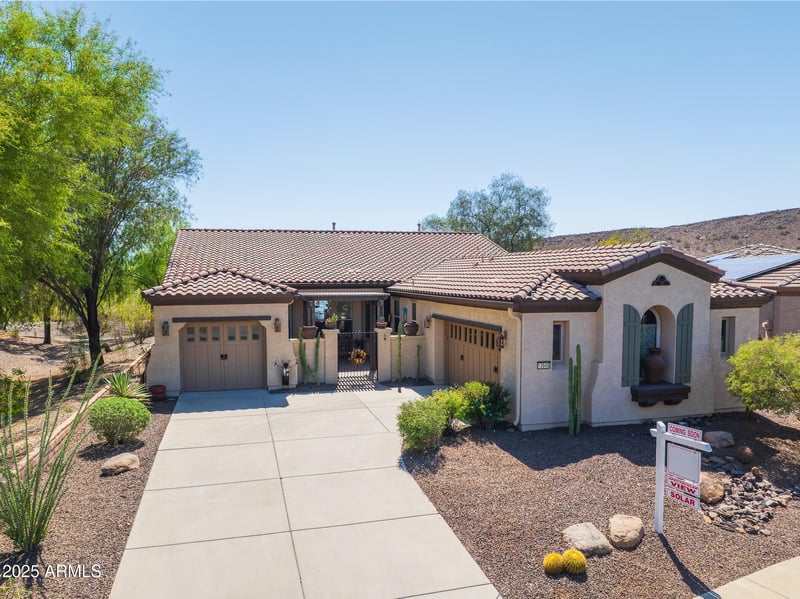 13045 Fetlock Trl, Peoria, AZ 85383