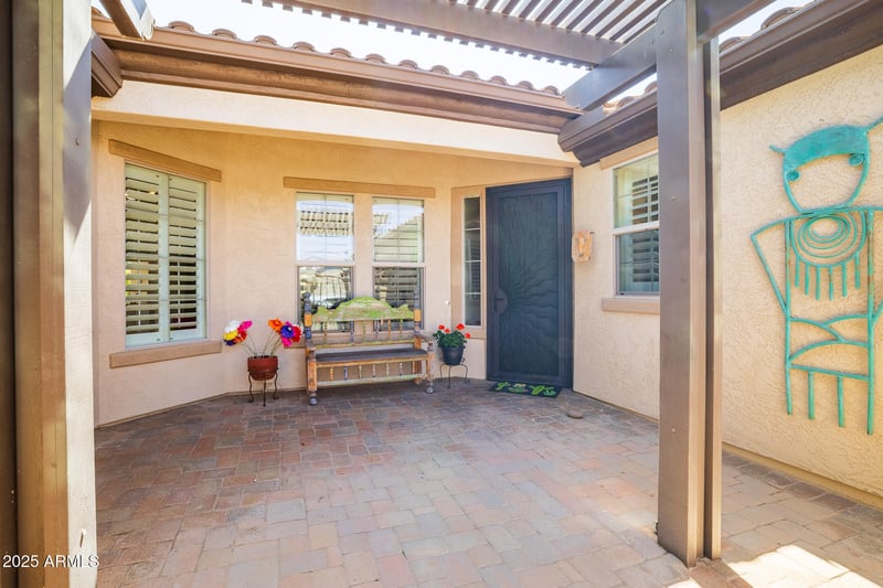 13045 Fetlock Trl, Peoria, AZ 85383