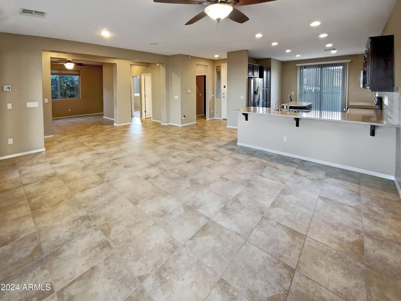 13049 Redbird Rd, Peoria, AZ 85383