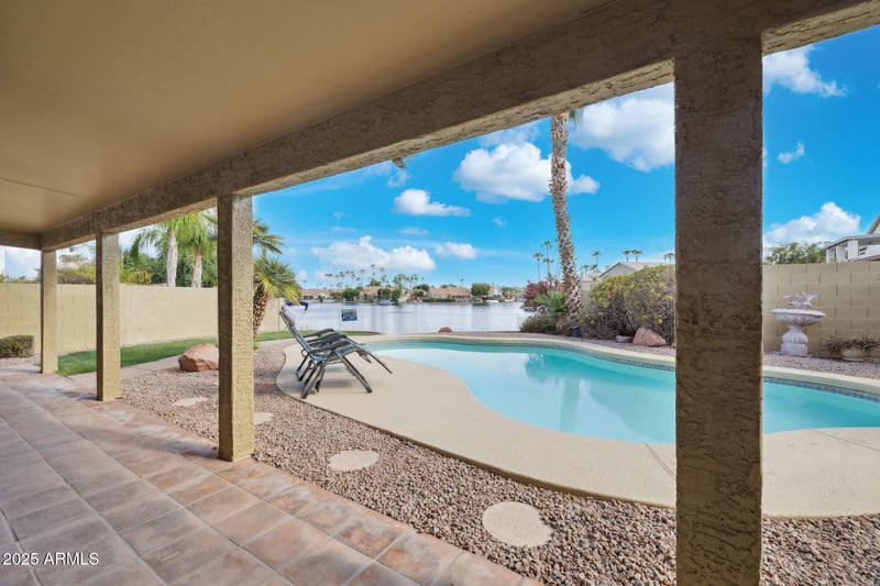 1305 Lobster Trap Dr, Gilbert, AZ 85233