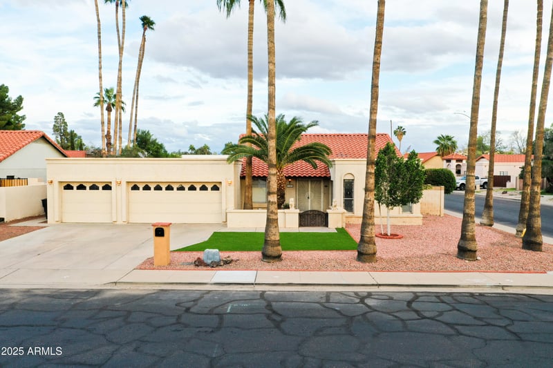 1305 Spring Cir, Mesa, AZ 85203