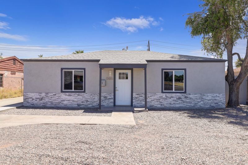 1305 W Indian School Rd, Phoenix, AZ 85013