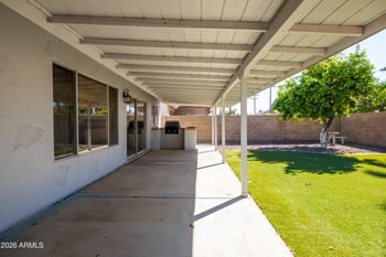1305 Wagoner Rd, Phoenix, AZ 85023