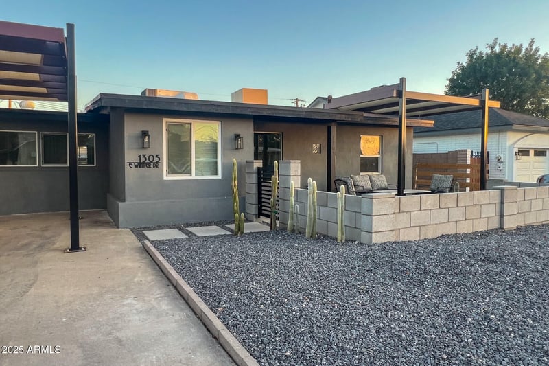 1305 Winter Dr, Phoenix, AZ 85020