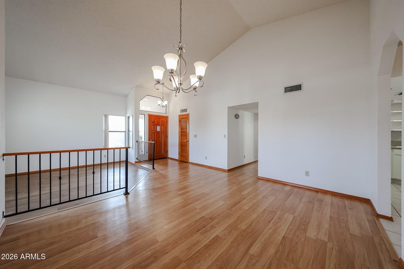 13050 42nd St, Phoenix, AZ 85044