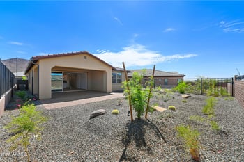 13052 W Eagle Feather Rd, Peoria, AZ 85383
