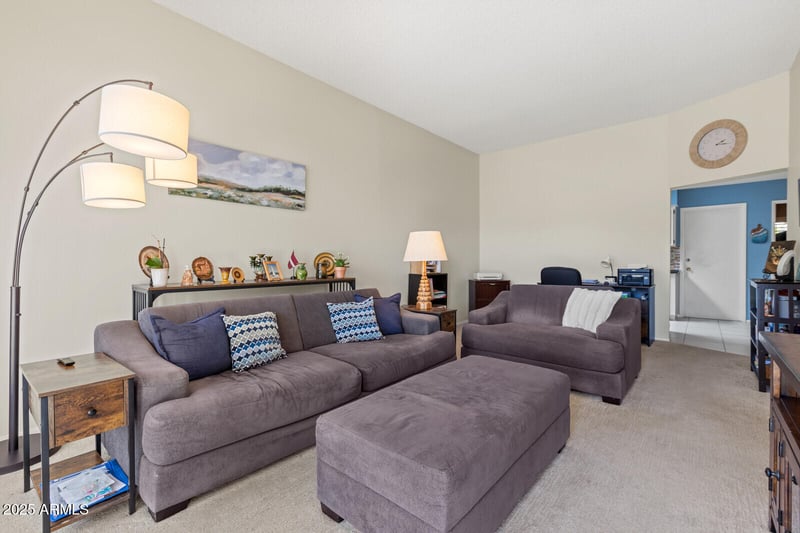 13054 100th Ave, Sun City, AZ 85351