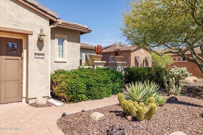 13054 W Running Deer Trl, Peoria, AZ 85383