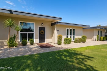 13055 100th Dr, Sun City, AZ 85351