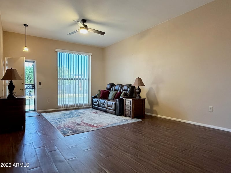 13059 100th Dr, Sun City, AZ 85351
