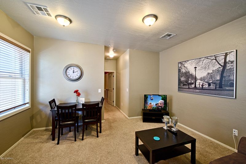 1306 S Owl Dr, Gilbert, AZ 85296