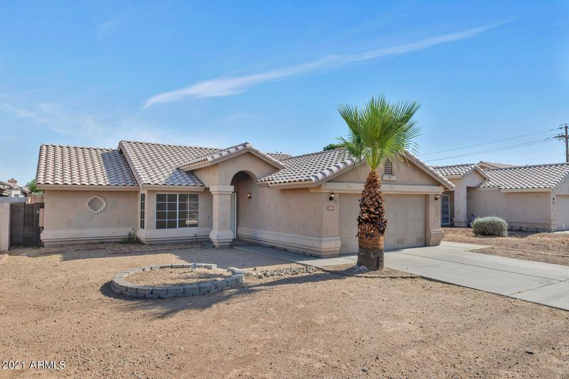 1306 W Grovers Ave, Phoenix, AZ 85023
