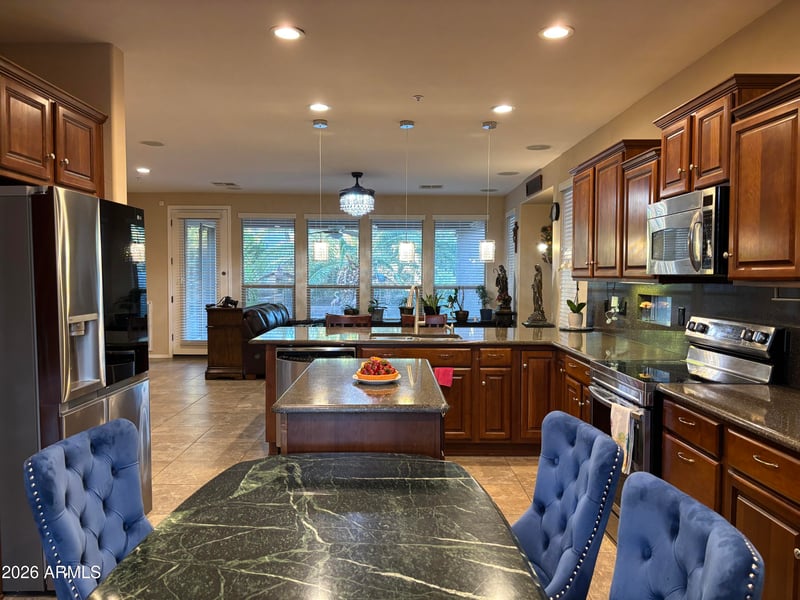 13060 Mine Trl, Peoria, AZ 85383