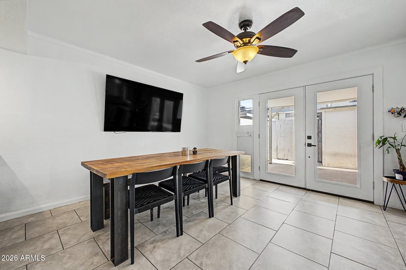 1307 N 44th St, Phoenix, AZ 85008