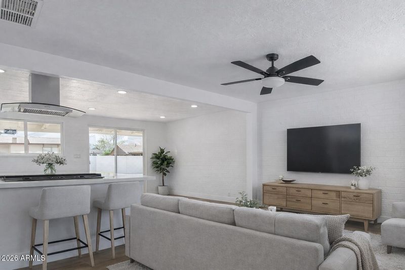 1307 W 7th Ave, Mesa, AZ 85202