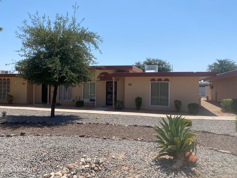 13071 100th Dr, Sun City, AZ 85351
