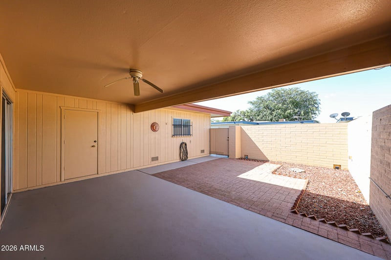 13071 N 100th Dr, Sun City, AZ 85351