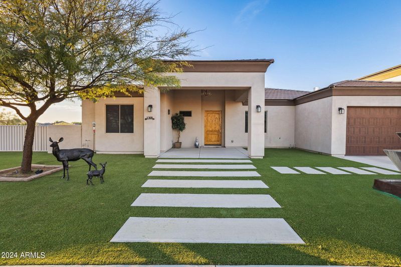1308 E Tumbleweed Dr, Phoenix, AZ 85085