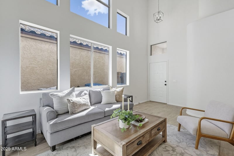 1308 Wahalla Ln, Phoenix, AZ 85027