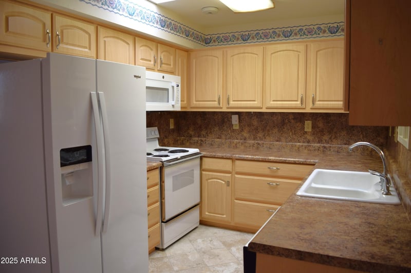 13080 99th Dr #D, Sun City, AZ 85351