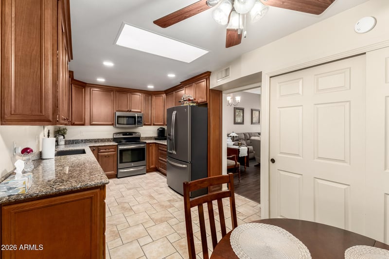 13087 100th Ave, Sun City, AZ 85351