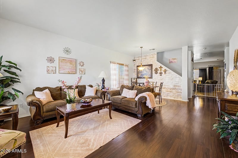 1309 Daisy Way, San Tan Valley, AZ 85143