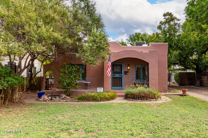 1309 Mackenzie Dr, Phoenix, AZ 85013