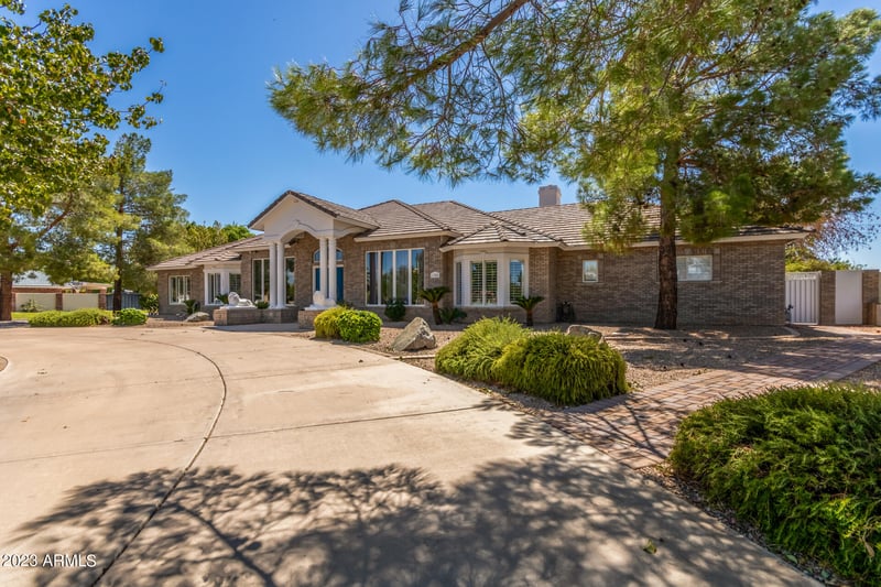 1309 Salado Cir, Mesa, AZ 85203