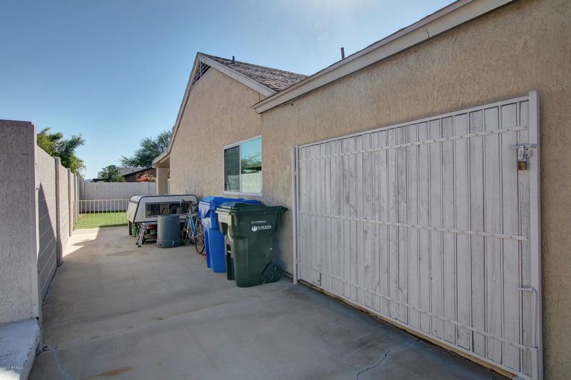 1309 W Mohawk Ln, Phoenix, AZ 85027
