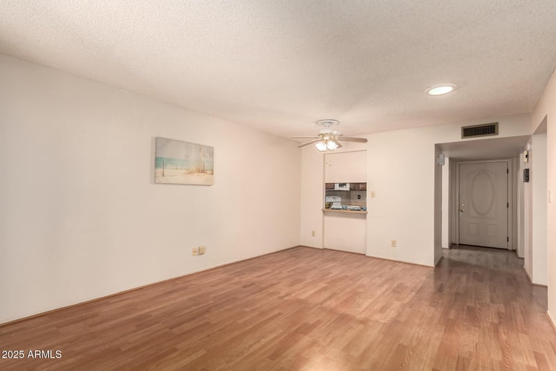 131 Higley Rd #1, Mesa, AZ 85205
