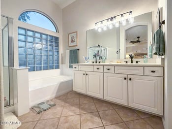 131 N Del Pueblo Pl, Chandler, AZ 85226